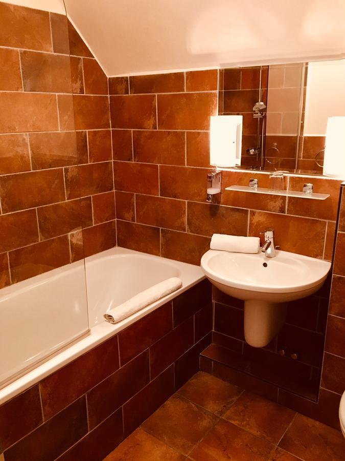 Hotel Atrium Panzio Ostrzyhom Zewnętrze zdjęcie