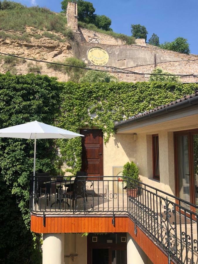 Hotel Atrium Panzio Ostrzyhom Zewnętrze zdjęcie